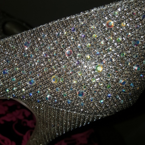 Shoes Heels - Picture 4 of 5